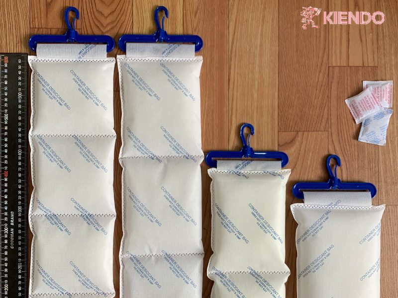 Không có gói hút ẩm trong container khiến hàng hoá bị đổ mồ hôi