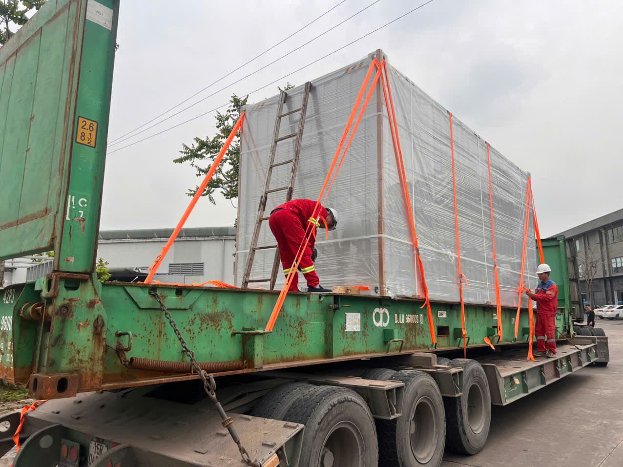Lashing hàng nông sản khô