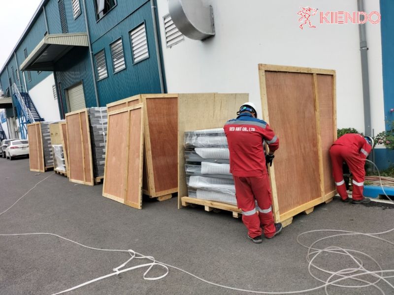 Quy trình đóng gói hàng hóa bằng thùng gỗ chuyên nghiệp của Kiến Đỏ