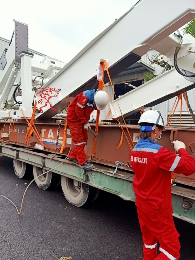 Những lỗi thường gặp khi sử dụng thiết bị lashing container